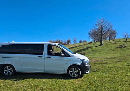 Mercedes-Benz V 220 VITO TOURER PRO 4MATIC SH 230v