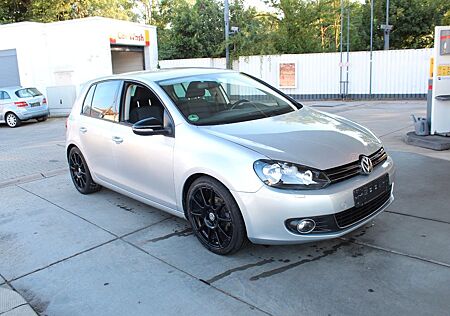 VW Golf Volkswagen VI Style HU NEU