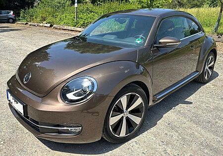 VW Beetle Volkswagen Exclusive Design Nur 10.200km*Leder*Navi