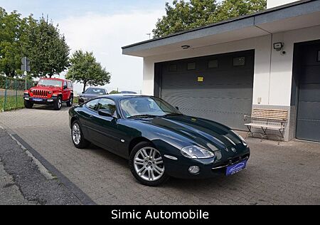 Jaguar XK8 4.2 Coupe Aut. KLIMA+LEDER+NAVI+PDC+ALU+XENO