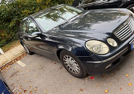 Mercedes-Benz E 240 ELEGANCE Elegance