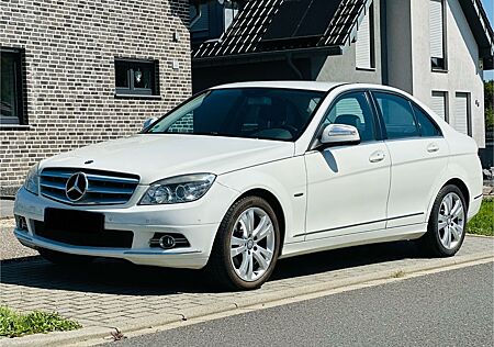 Mercedes-Benz C 180 Kompressor Rentnerfahrzeug