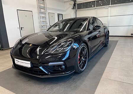 Porsche Panamera Turbo / Sehr gepflegt / Service Neu