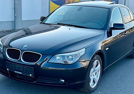 BMW 523i Lim. Automatik Leder Schiebedach HU-Neu!