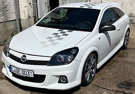 Opel Astra H OPC Nürburgring Edition