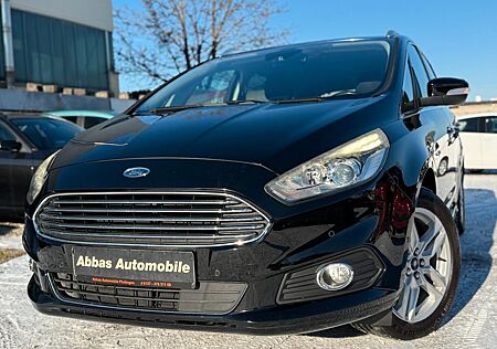 Ford S-Max Titanium, 7-Sitzer