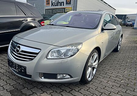 Opel Insignia Sports Tourer 2.0 Turbo 4x4 Cosmo, TOP