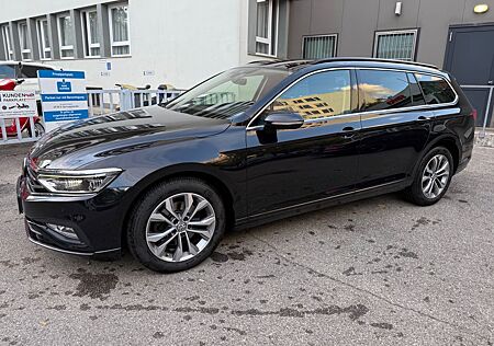 VW Passat Variant Volkswagen Passat Business 4Motion MATRIX-STANDH.-1-HAND