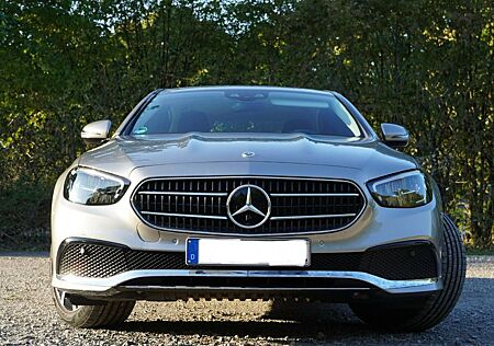 Mercedes-Benz E 300 e Autom. -