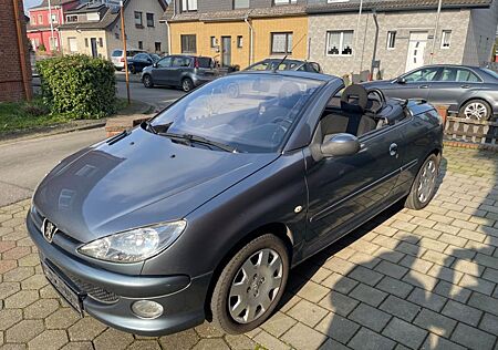 Peugeot 206 CC Filou 110 Filou TÜV Klima Top