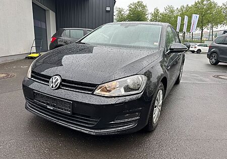 VW Golf Volkswagen VII Lim. Cup BMT