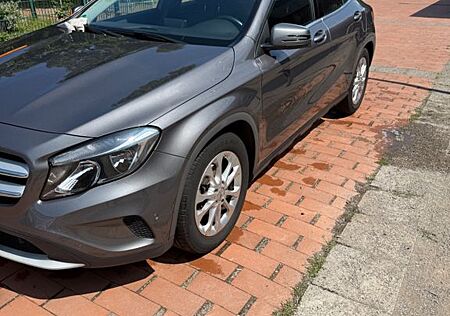 Mercedes-Benz GLA 200 CDI -