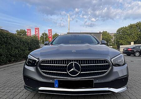 Mercedes-Benz E 220 d Autom. -