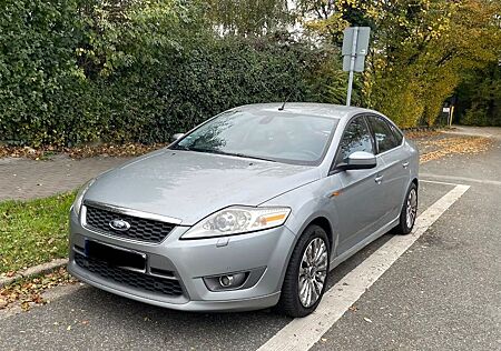 Ford Mondeo 2,2TDCi DPF Titanium Titanium