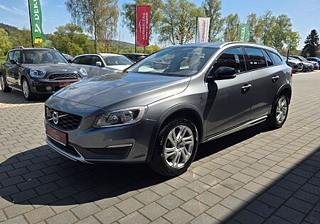 Volvo V60 CC V60 Cross Country Momentum/PERFORMANCE SOUND/PDC
