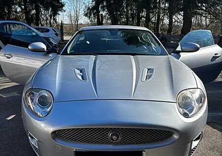 Jaguar XKR Coupé - V8, Supercharged