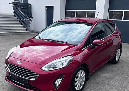 Ford Fiesta Titanium Kamera Lane Assist Sitzheizung