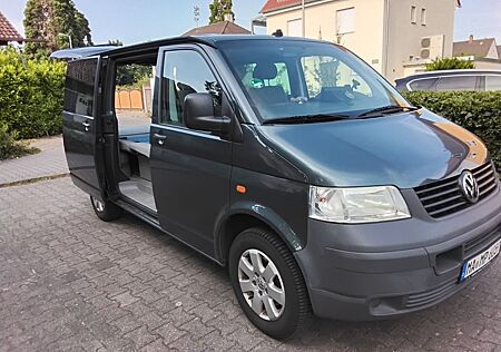 VW T5 Multivan Volkswagen 1,9 TDI