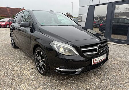 Mercedes-Benz B 220 CDI / d Exclusive AUTOMATIK/NAVI/PANO/AHK