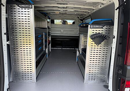 Renault Trafic L2H1 3,0t Werkstattausbau AHK Navi