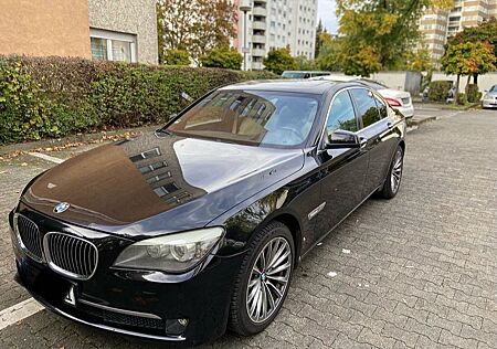 BMW 740d -