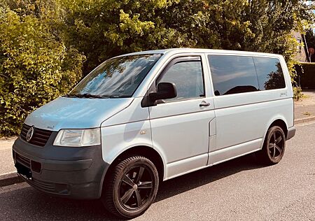 VW T5 Caravelle Volkswagen 1.9 TDI