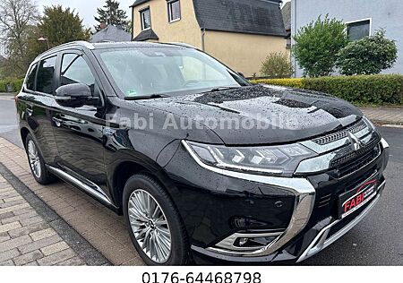 Mitsubishi Outlander PHEV Top 4WD+HYBRID+4X4+1HAND+LEDER+