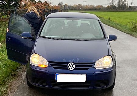 VW Golf Volkswagen 1.6 Trendline