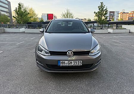VW Golf Volkswagen 1.6 TDI BMT Comfortline Variant...