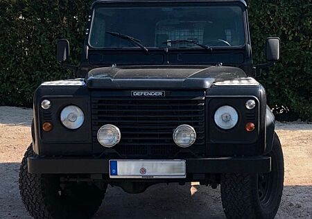 Land Rover Defender 90 TD 5 Station Wagon -