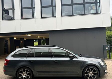 Skoda Octavia 1.6 TDI 81kW Green tec.Navi/ R-Kamera