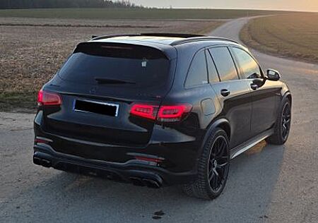 Mercedes-Benz GLC 63 AMG Mercedes-AMG GLC 63 S 4MATIC+ Aut...