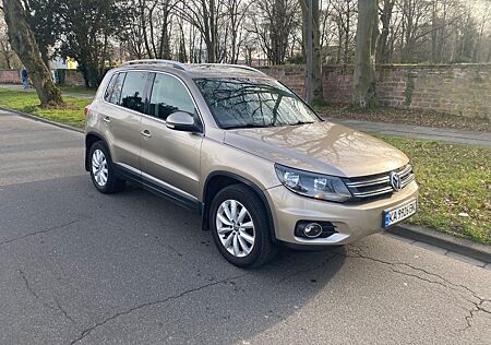 VW Tiguan Volkswagen 2.0 TDI 4MOTION