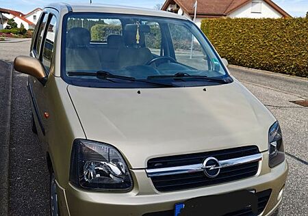 Opel Agila 1.2 16V -
