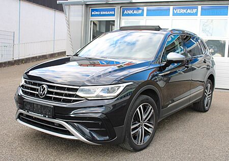 VW Tiguan Volkswagen 2.0TDI 4M Pano/Virt/Key/Kam/ACC/HUD/AHK