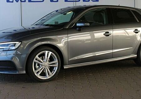 Audi A3 35 TFSI Sportback - S-Line/Stronic/LED/VC