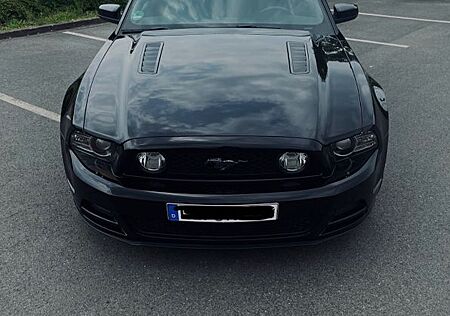 Ford Mustang GT 5.0 V8 | Schalter | US-Import |