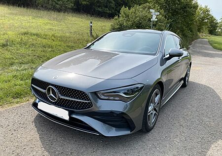 Mercedes-Benz CLA 200 Shooting Brake AMG Line 04/2024, AHK