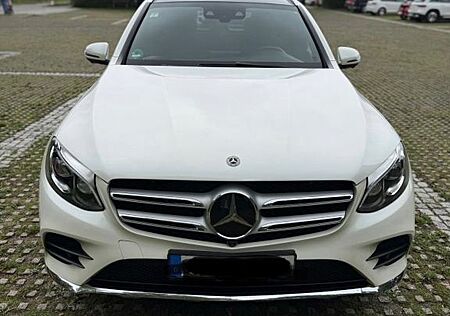 Mercedes-Benz GLC 250 Mercedes AMG Line