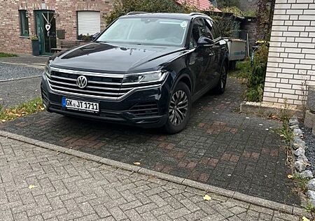 VW Touareg Volkswagen 3.0 V6 TDI 170kW 4MOTION Tiptronic -