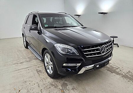 Mercedes-Benz ML 350 BlueTEC 4MATIC,DISTRONIC,AHK,TOTW,KAMERA!