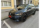 VW Tiguan Volkswagen 2.0 TDI R-Line Voll