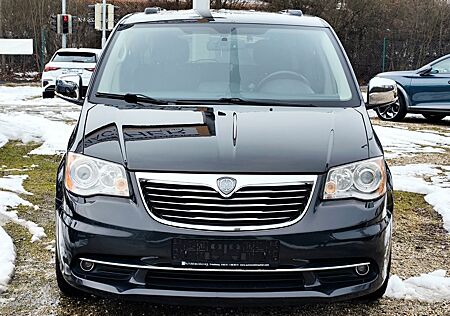 Lancia Voyager 2,8 CRDI Platinum Automatik 7 Sitzer