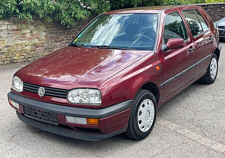 VW Golf Volkswagen AUTOMATIK