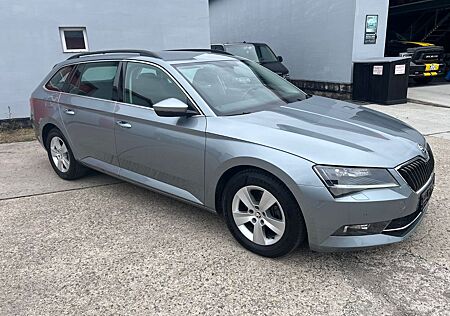 Skoda Superb Combi Ambition KLIMA AUTOM. PDC