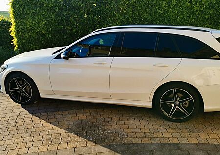 Mercedes-Benz C 200 4MATIC T Autom. -
