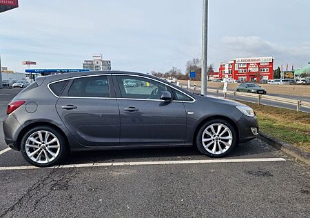 Opel Astra 1.6 Design Edition Design Edition