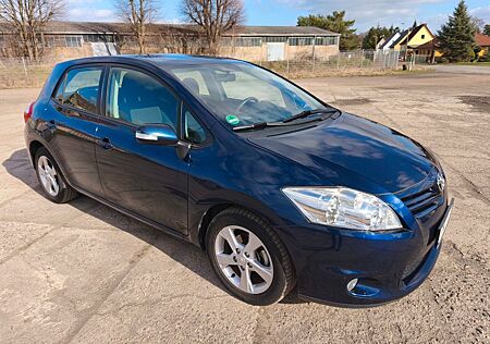 Toyota Auris 1,6-l-Valvematic Travel Travel Benzin