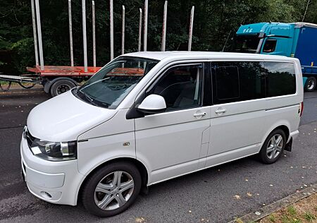 VW T5 Caravelle Volkswagen 4-M Wohnmobil Zul. Klima Kamera