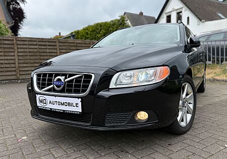Volvo V70 2.0 D3 Momentum*Automatik*Xenon*Leder*AHK*